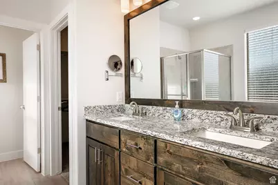 438 N Puerta Dr E, Washington, UT 84780 - Photo 14