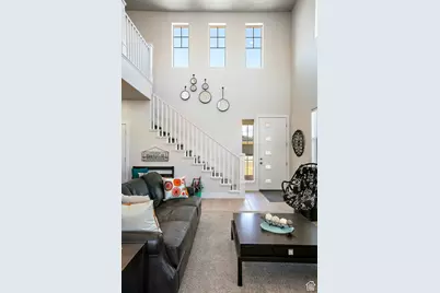 438 N Puerta Dr E, Washington, UT 84780 - Photo 4