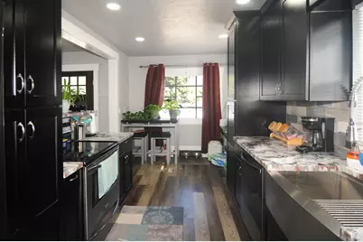 1107 Jefferson Ave, Ogden, UT 84404 - Photo 6