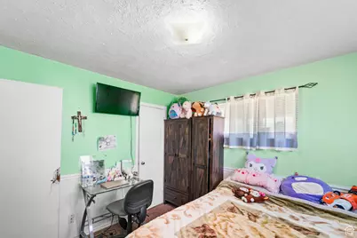 4490 W 5055 S, Kearns, UT 84118 - Photo 16