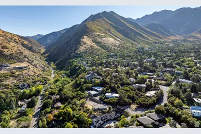 3821 S Parkview Dr, Millcreek, UT 84124 - Photo 14