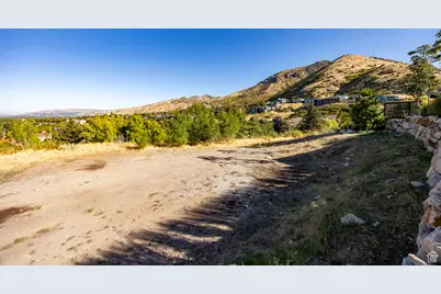 3821 S Parkview Dr, Salt Lake City, UT 84124 - Photo 2
