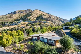 3821 S Parkview Dr, Salt Lake City, UT 84124 - Photo 1