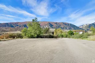 3521 N Fox Run Dr E, Eden, UT 84310 - Photo 26