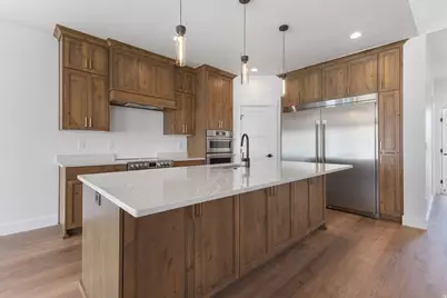 638 E Mountain Road N, North Ogden, UT 84414 - Photo 4