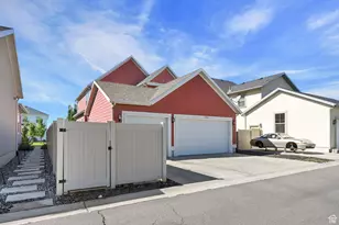 2056 W Phillips St N, Kaysville, UT 84037 - Photo 38