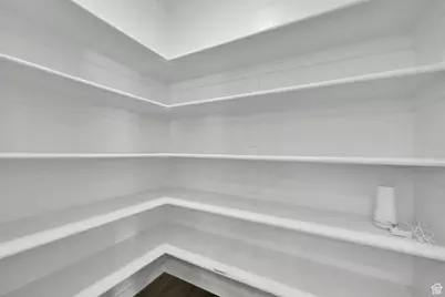 2056 W Phillips St N, Kaysville, UT 84037 - Photo 18