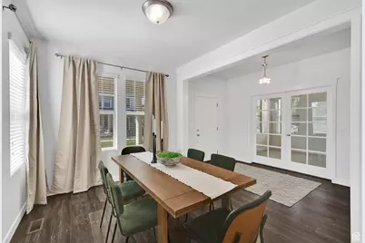 2056 W Phillips St N, Kaysville, UT 84037 - Photo 6