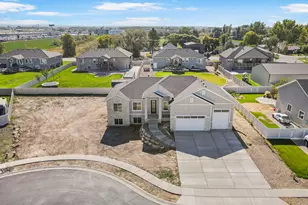 1765 W 650 S, Marriott-Slaterville City, UT 84404 - Photo 2