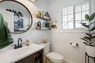 167 E Lake View Dr, Vineyard, UT 84059 - Photo 16