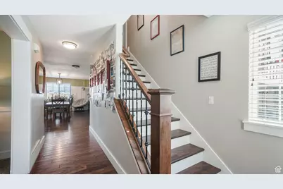 167 E Lakeview Dr, Vineyard, UT 84059 - Photo 8