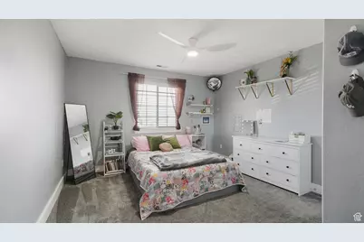 167 E Lakeview Dr, Vineyard, UT 84059 - Photo 24