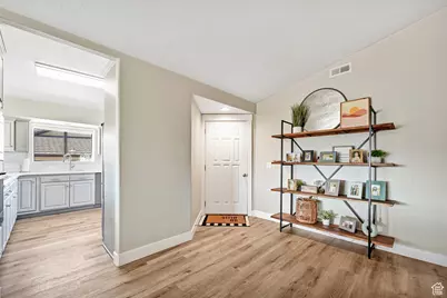 989 W Dover Way, Saint George, UT 84770 - Photo 22