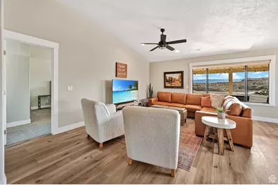 989 W Dover Way, Saint George, UT 84770 - Photo 14