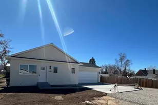 220 E 200 S, Mount Pleasant, UT 84647 - Photo 2