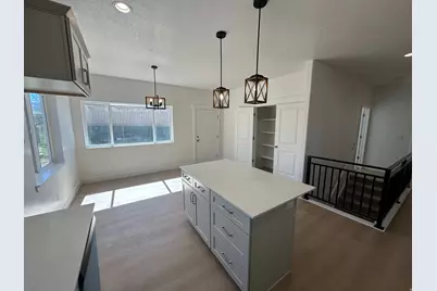 220 E 200 S, Mount Pleasant, UT 84647 - Photo 8