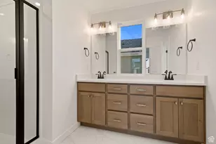 6972 W Lake Ave, South Jordan, UT 84009 - Photo 14