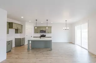 957 N Banner Dr, Saratoga Springs, UT 84045 - Photo 2