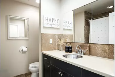 6701 S 2445 E, Cottonwood Heights, UT 84121 - Photo 28