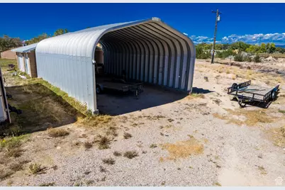 3310 S 2500 E, Vernal, UT 84078 - Photo 8