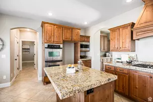 2162 S Ruger Dr, Saratoga Springs, UT 84045 - Photo 12