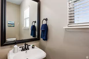 2162 S Ruger Dr, Saratoga Springs, UT 84045 - Photo 10