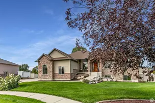 2599 S 3075 W, West Haven, UT 84401 - Photo 2