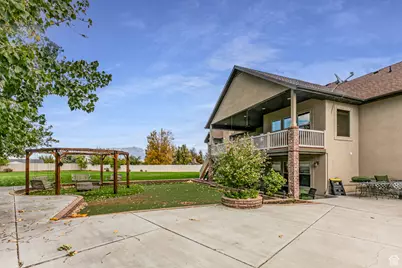 2599 S 3075 W, West Haven, UT 84401 - Photo 6