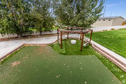 2599 S 3075 W, West Haven, UT 84401 - Photo 40