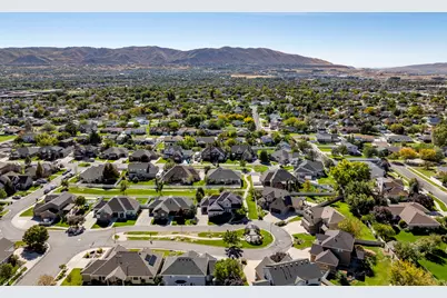 480 E Foxstone Cv, Draper, UT 84020 - Photo 48