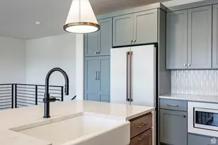 6028 N Fairview Dr, Heber City, UT 84032 - Photo 8