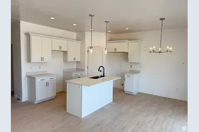 367 E 1480 #42, Salem, UT 84653 - Photo 2