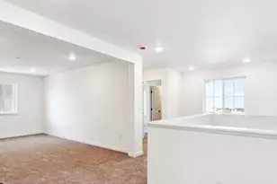 5463 N Saddle Stone Dr, Eagle Mountain, UT 84005 - Photo 2