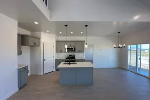 373 E 1480 N, Salem, UT 84653 - Photo 2