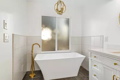 765 N Juniper St, Hildale, UT 84784 - Photo 22