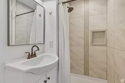 765 N Juniper St, Hildale, UT 84784 - Photo 26