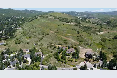 5570 W Mountain View Dr N, Mountain Green, UT 84050 - Photo 4