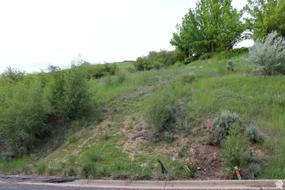 5570 W Mountain View Dr N, Mountain Green, UT 84050 - Photo 18