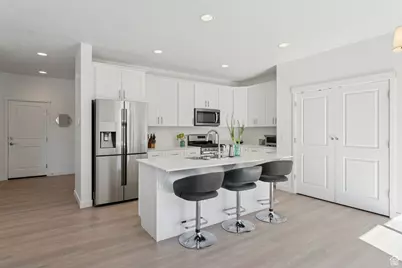 1633 W Rockaway Ln, West Jordan, UT 84088 - Photo 14