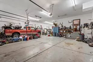 1586 W Rock Hollow Dr, Bluffdale, UT 84065 - Photo 46