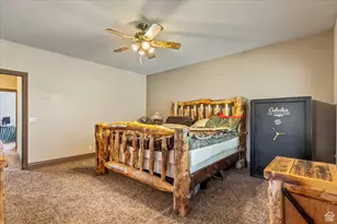 1586 W Rock Hollow Dr, Bluffdale, UT 84065 - Photo 14