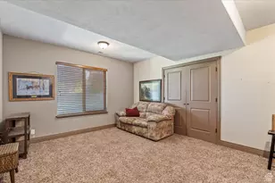 1586 W Rock Hollow Dr, Bluffdale, UT 84065 - Photo 32