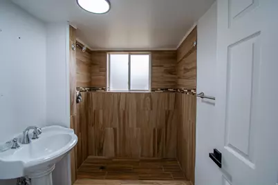 4270 S Whipoorwhil St, West Valley, UT 84120 - Photo 16