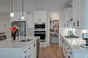 1056 W Turnberry Cv S, Taylorsville, UT 84123 - Photo 22