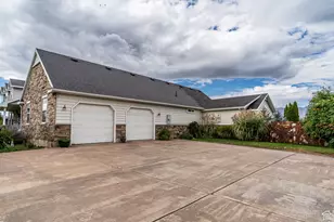 323 N 400 W, Hyrum, UT 84319 - Photo 40