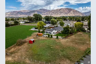 323 N 400 W, Hyrum, UT 84319 - Photo 42