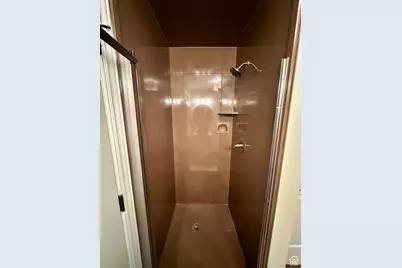 323 N 400 W, Hyrum, UT 84319 - Photo 18
