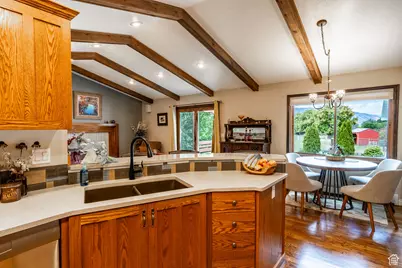 323 N 400 W, Hyrum, UT 84319 - Photo 6