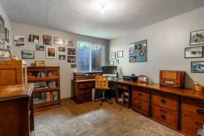 323 N 400 W, Hyrum, UT 84319 - Photo 30