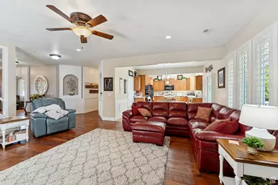 708 Sandhill Ct, Lehi, UT 84043 - Photo 14